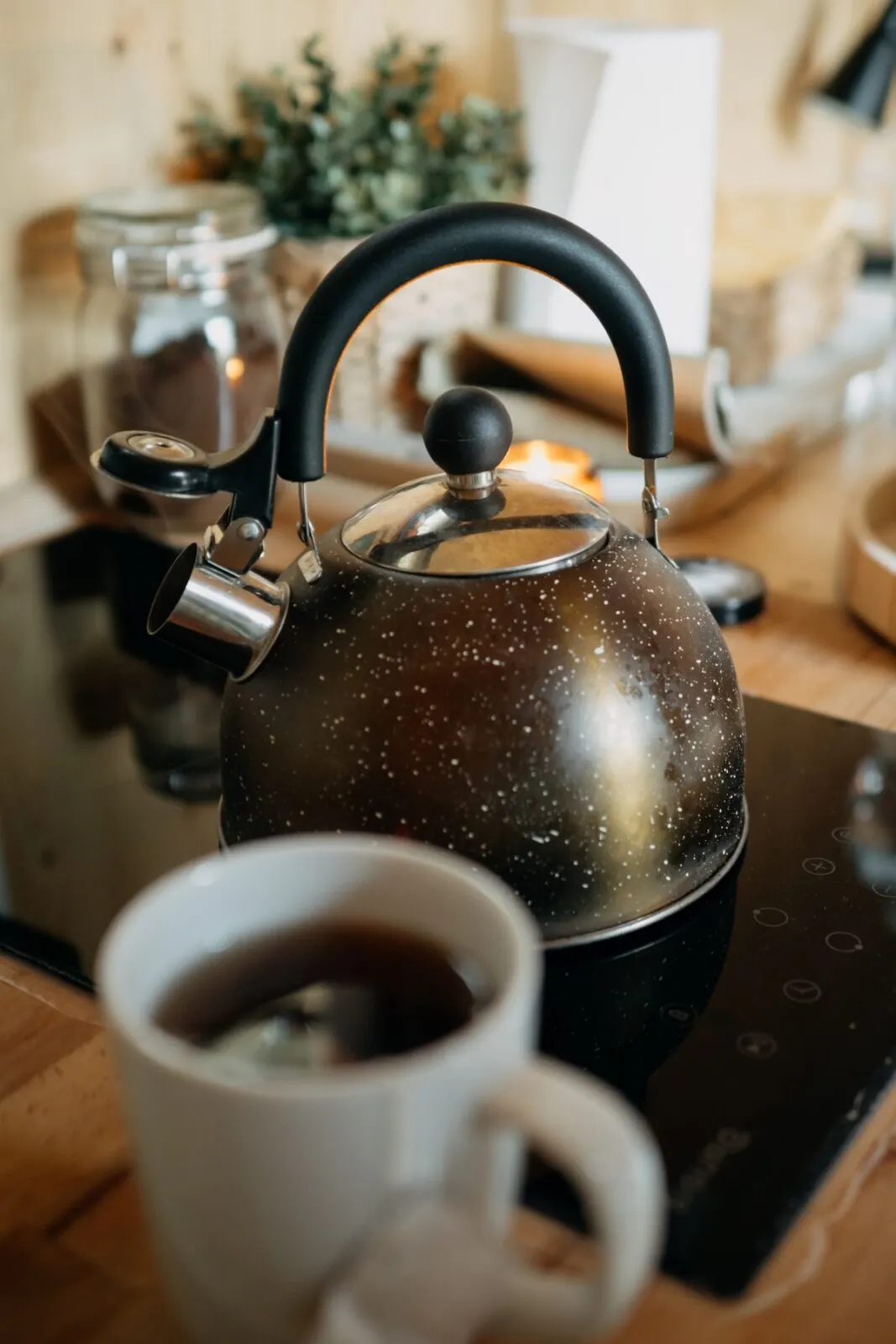 Kettle and mugs