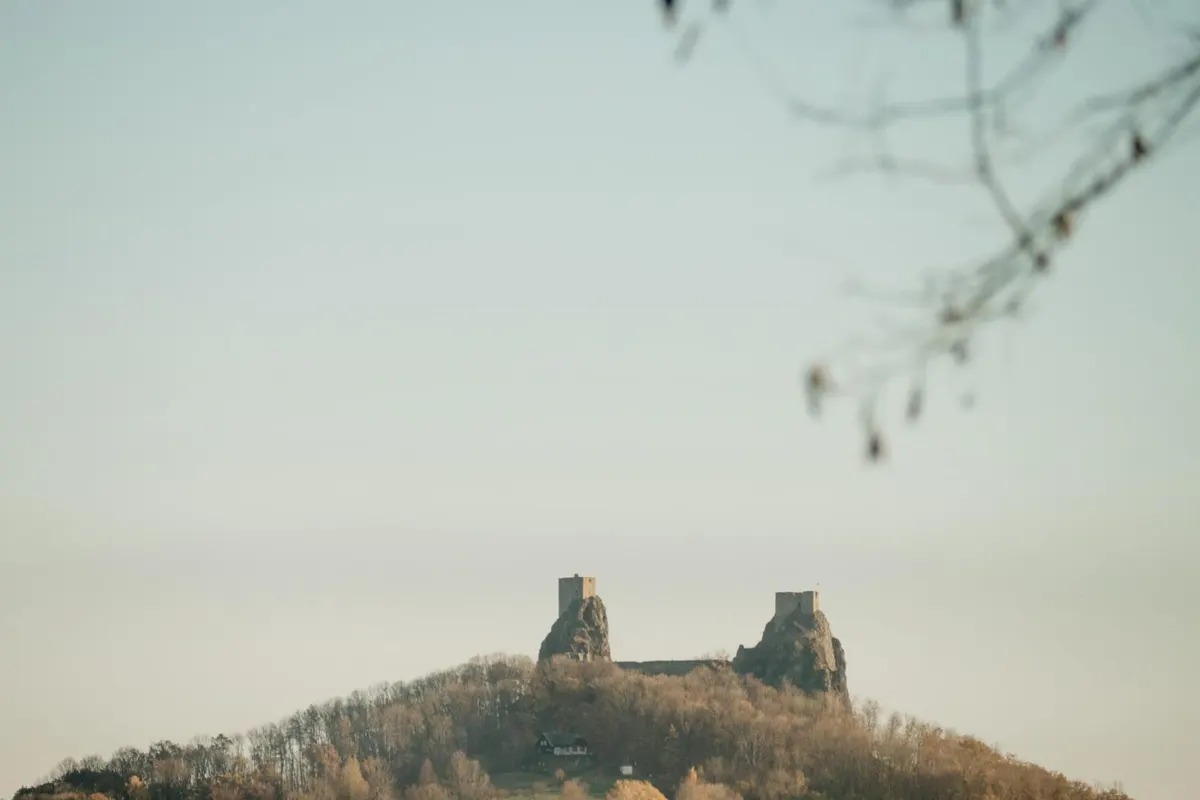 Trosky nad krajinou Českého ráje